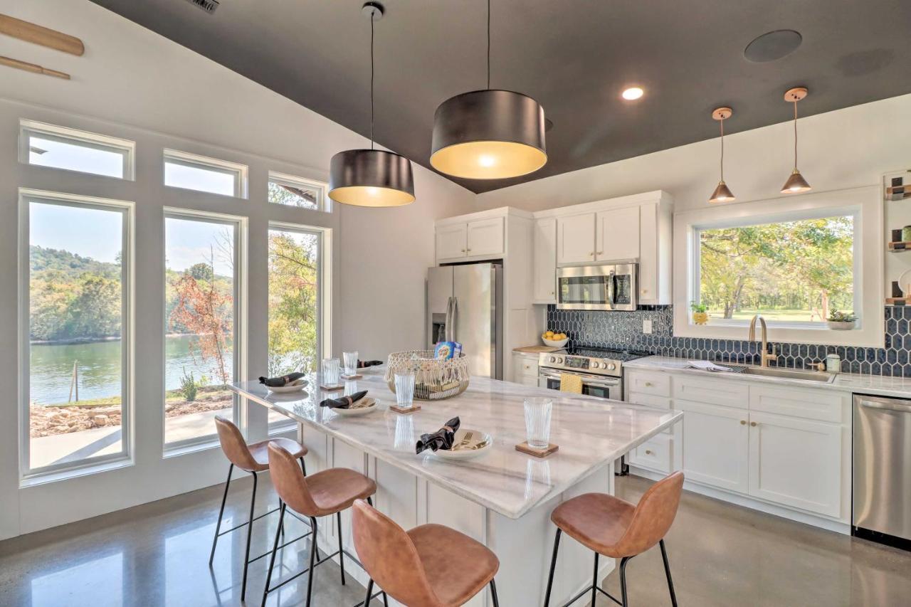 Modern Norfork House With Patio On White River! Eksteriør bilde